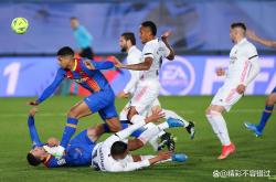 开云下载-巴萨完胜阿森纳，科曼制霸全场