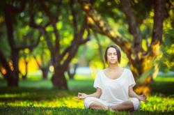 开云体育在线-季后赛抢七之夜，姆巴佩让比赛提前失去悬念