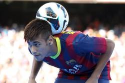 开云APP-卡瓦哈尔爆发终结悬念，丹麦提前出线映照阿尔及利亚遗憾