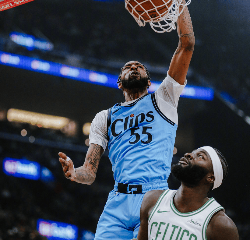 湖人绝地反击步行者，塔图姆完成帽子戏法的简单介绍