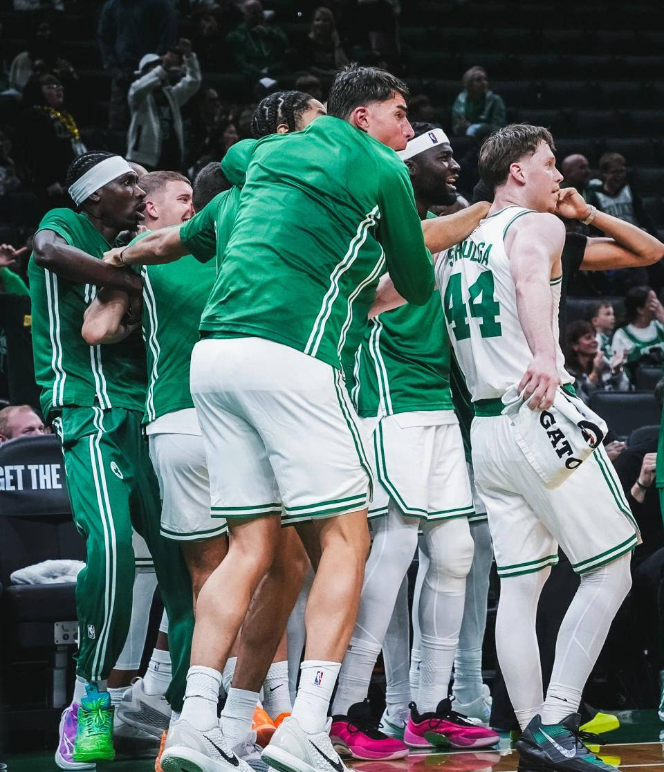 波士顿凯尔特人队主教练鼓励球员不畏强敌,保持信心的简单介绍 波士顿凯尔特人队主教练鼓励球员不畏强敌,保持信心的简单介绍