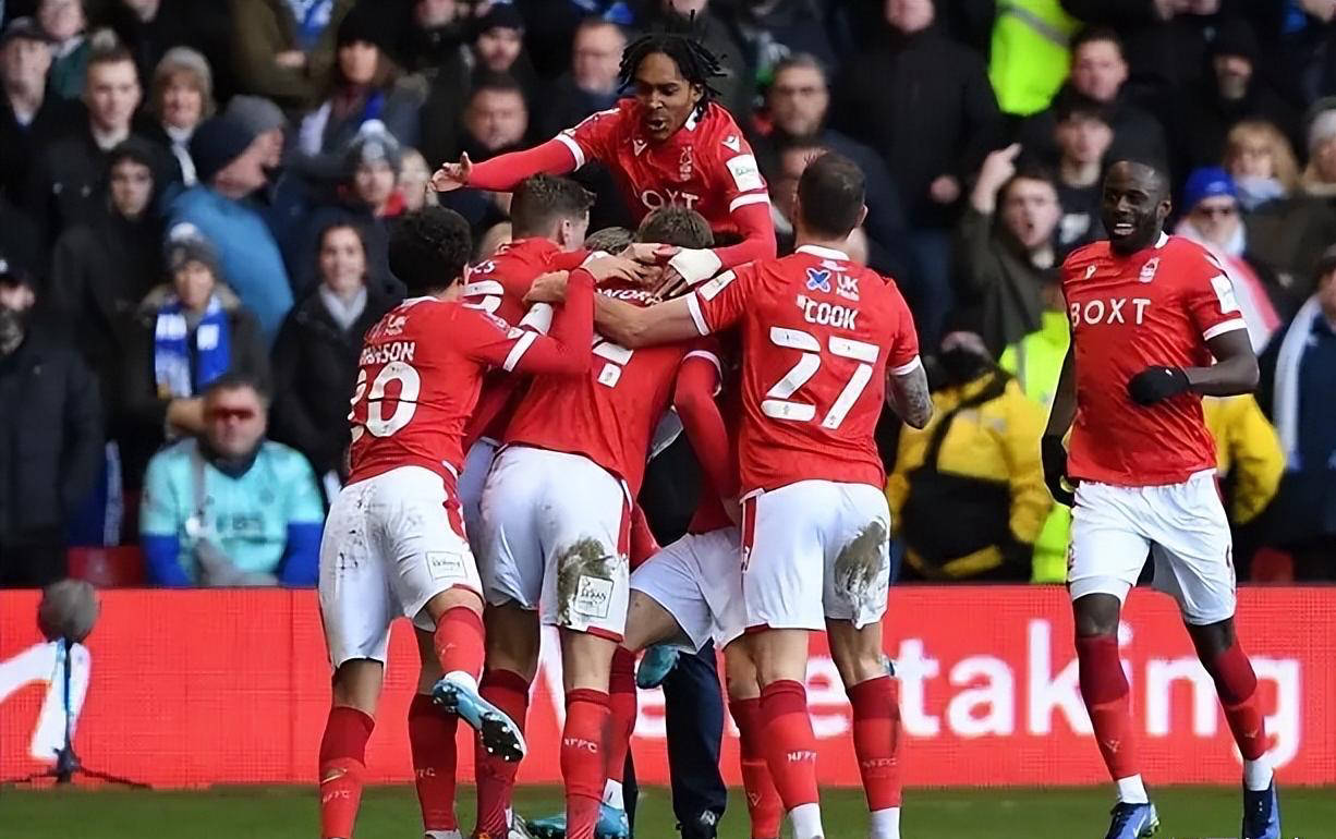 关于斯旺西联主场不敌沃特福德,陷入连败困境沦陷的信息 关于斯旺西联主场不敌沃特福德,陷入连败困境沦陷的信息