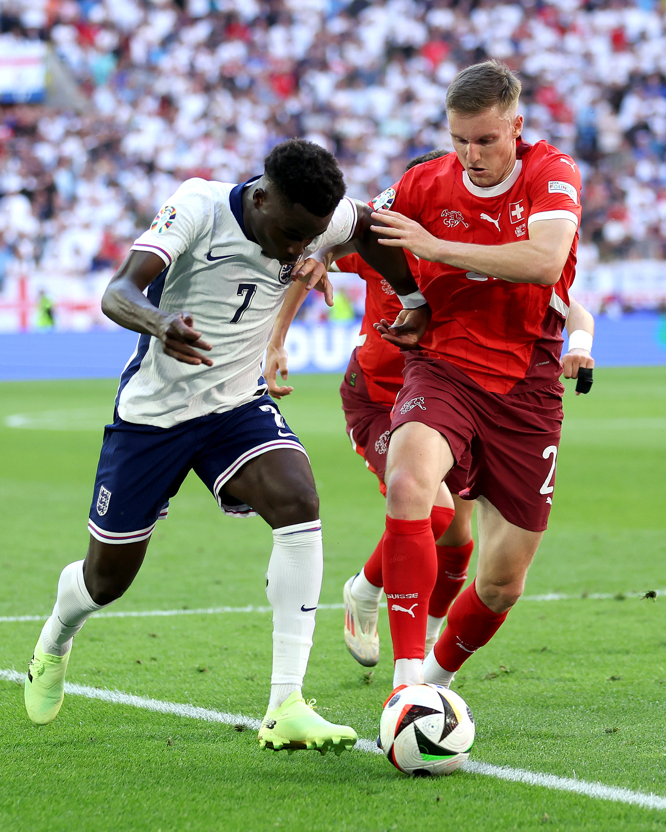 狼队客场大胜，继续向欧冠资格冲刺