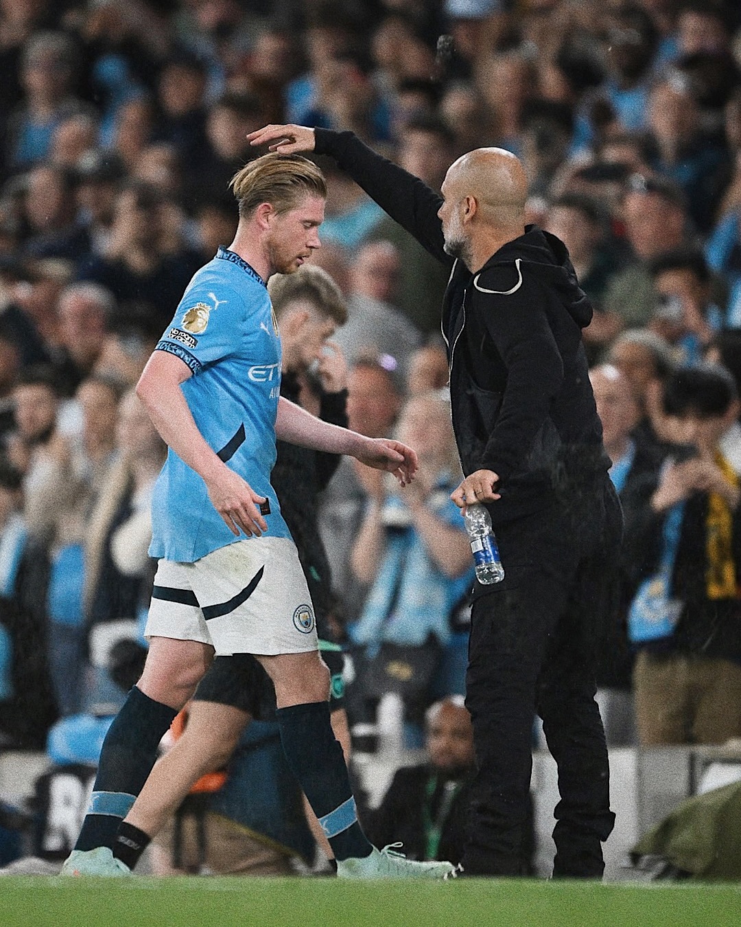 土耳其碾压曼城,孔德带队取胜 土耳其碾压曼城,孔德带队取胜