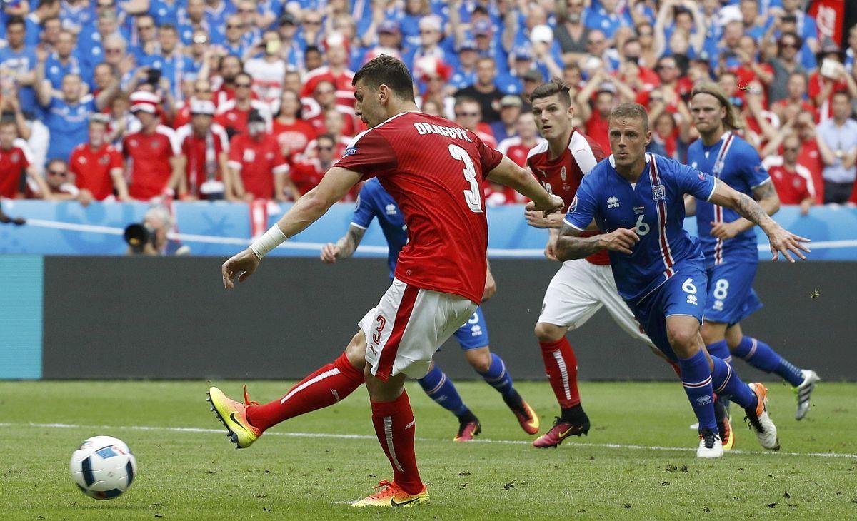 英格兰羽毛球队翻盘丹麦羽毛球队，谌龙三分雨点燃全场的简单介绍