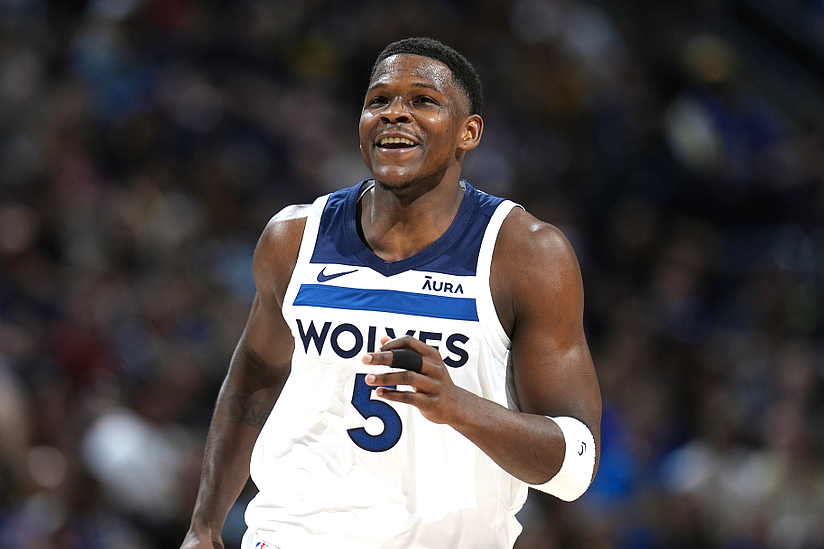 包含掘金强势独行侠，哈里斯惊艳世界的词条