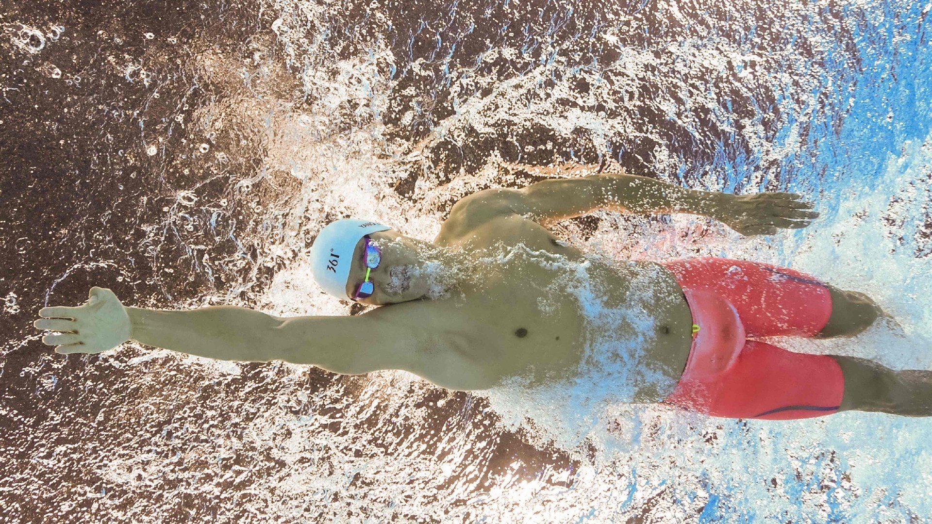 从北京到波士顿,霍勒迪的翻盘基因与总决赛接管时刻