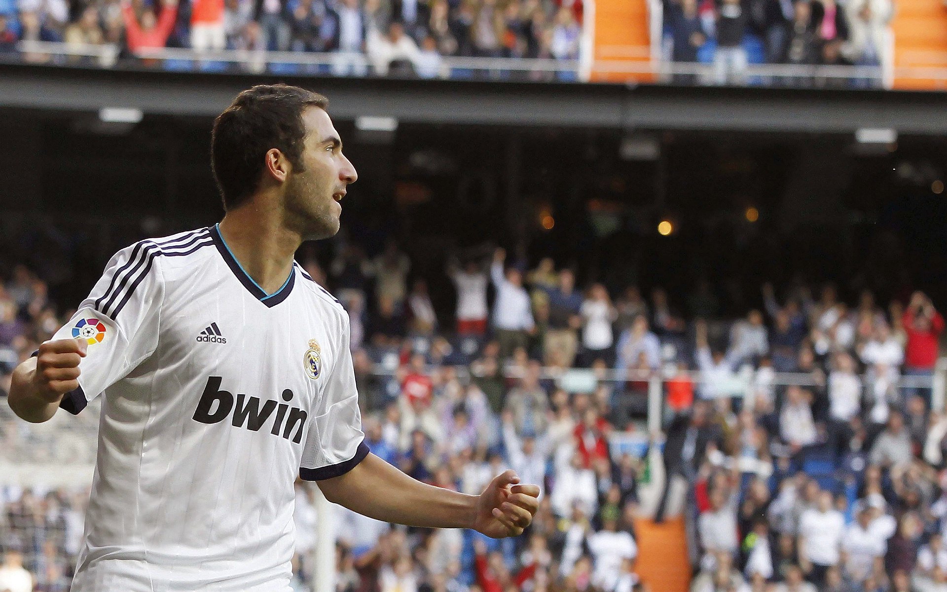 乔治关键战不手软，太阳掀翻浙江队